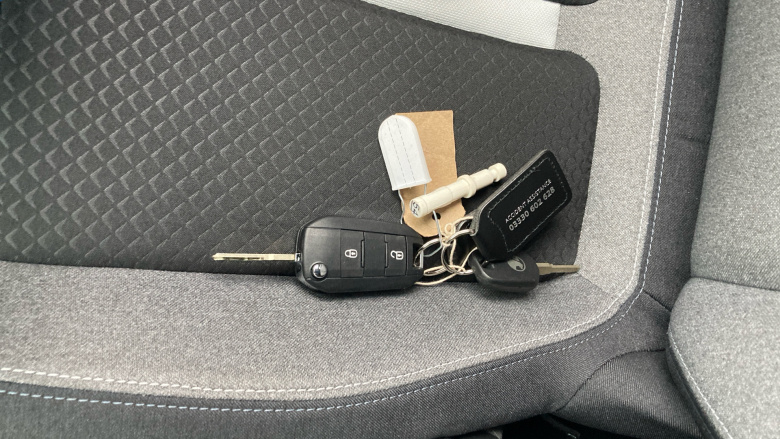 Vauxhall Frontera 83kW GS 44kWh 5dr Auto Electric Estate